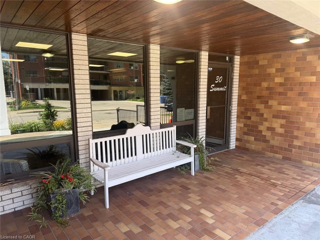 601-30 Summit Avenue, Hamilton, ON, L8V 2R8 - 2