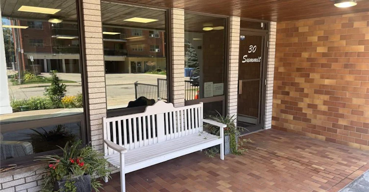 601-30 Summit Avenue, Hamilton, ON, L8V 2R8 - 2