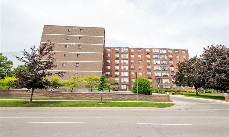 403-99 Donn Avenue