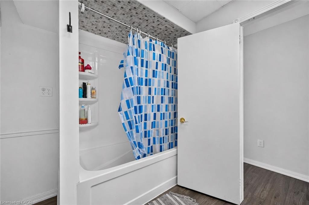6-2485 Industrial Street, Burlington, ON, L7P 1A2 - 23