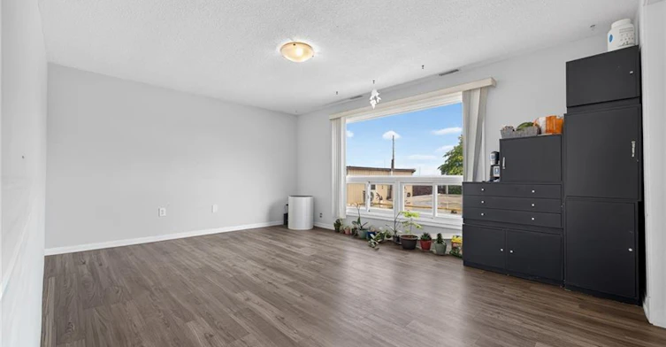6-2485 Industrial Street, Burlington, ON, L7P 1A2 - 11