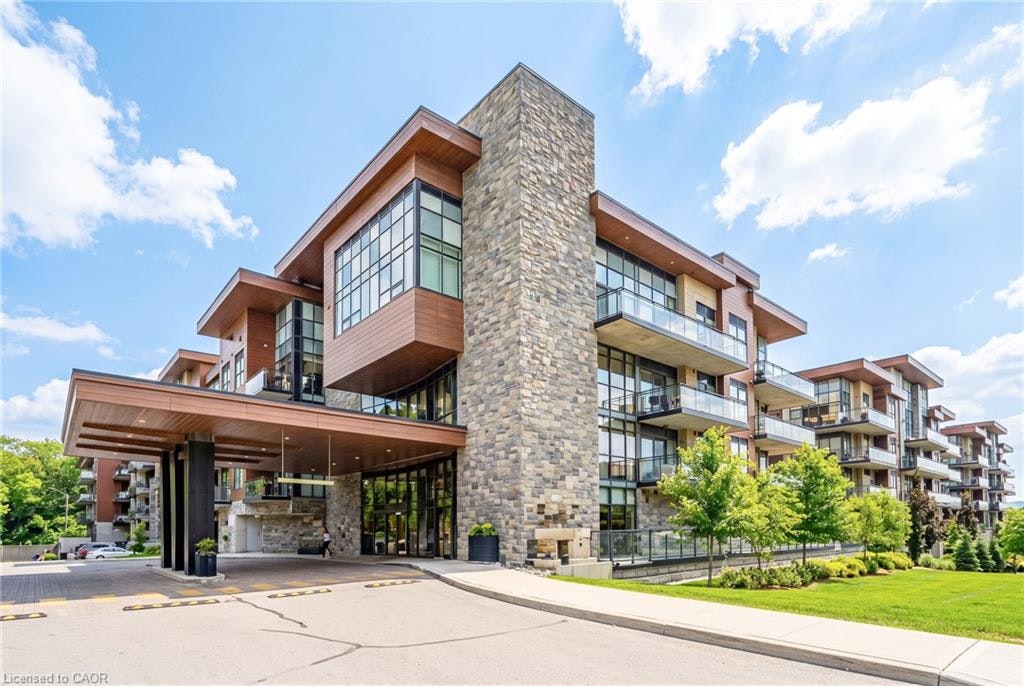 GR26-1575 Lakeshore Road W, Mississauga, ON, L5J 0B1