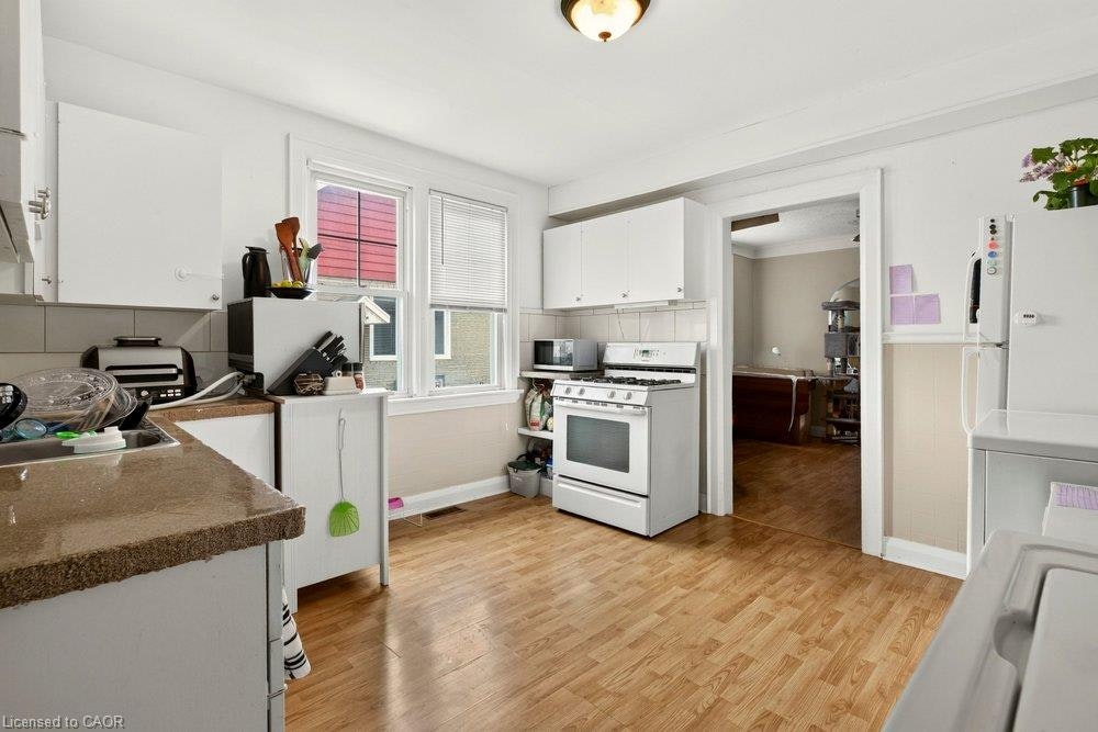 Front Unit-66 Queen Street S, Thorold, ON, L2V 3N5 - 6