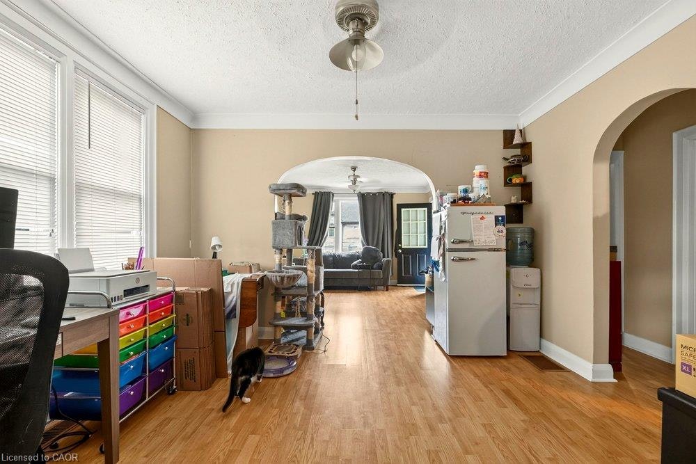 Front Unit-66 Queen Street S, Thorold, ON, L2V 3N5 - 4
