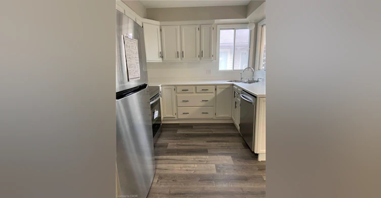 Main-87 Chapel Hill Crescent, Welland, ON, L3C 6G8 - 4