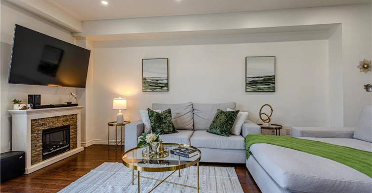 49 Marina Point Crescent N, Hamilton, ON, L8E 0E4 - 10