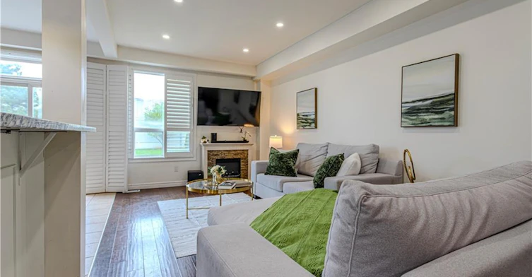 49 Marina Point Crescent N, Hamilton, ON, L8E 0E4 - 7