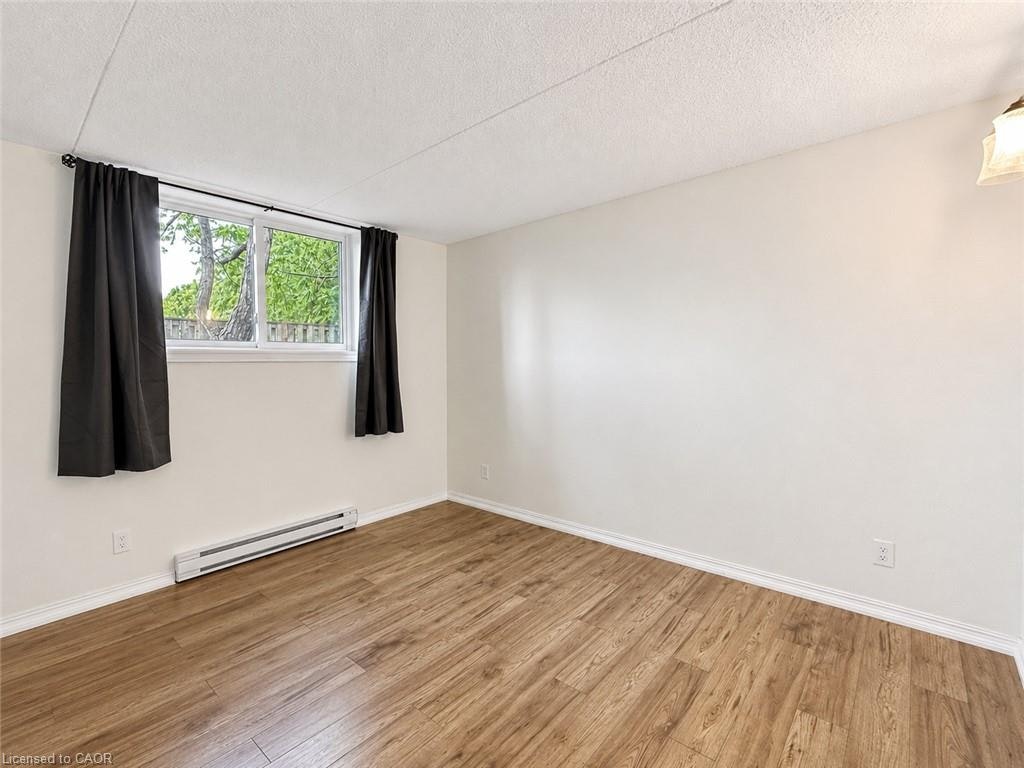 402-266 Overlea Drive, Kitchener, ON, N2M 5N2 - 8
