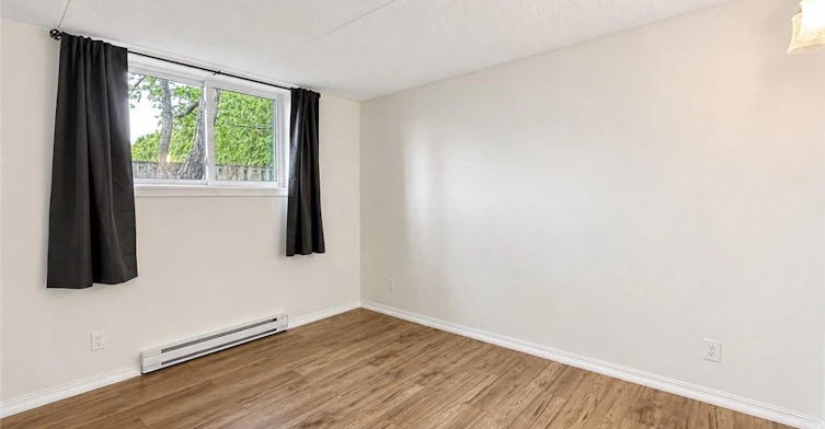 402-266 Overlea Drive, Kitchener, ON, N2M 5N2 - 8