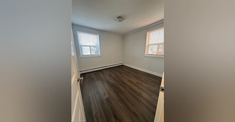 3-2 Grant Boulevard, Hamilton, ON, L9H 4N9 - 11