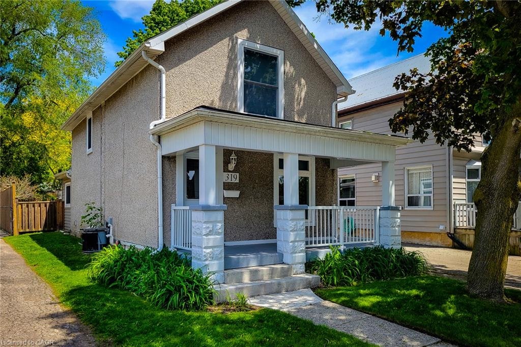 319 King Street W, Hamilton, ON, L9H 1W5