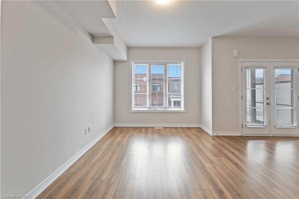 27-219 Dundas Street E, Hamilton, ON, L0R 2C9 - 11