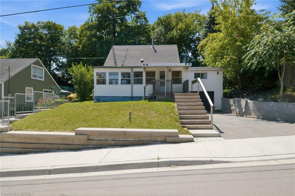 42 Dundas Street E, Brantford, ON, N3R 1R5