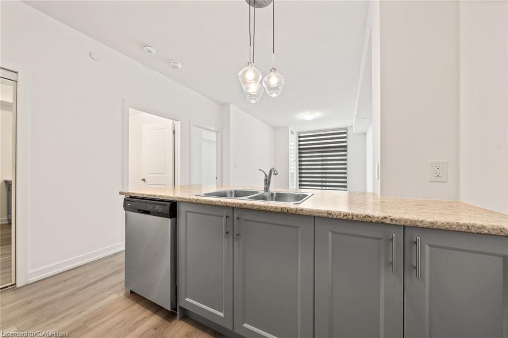 230-460 Dundas Street E, Hamilton, ON, L8B 2A5 - 14