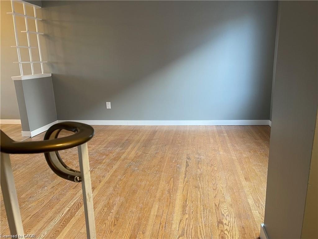 2-683 Coronation Boulevard, Cambridge, ON, N1R 3G5 - 3