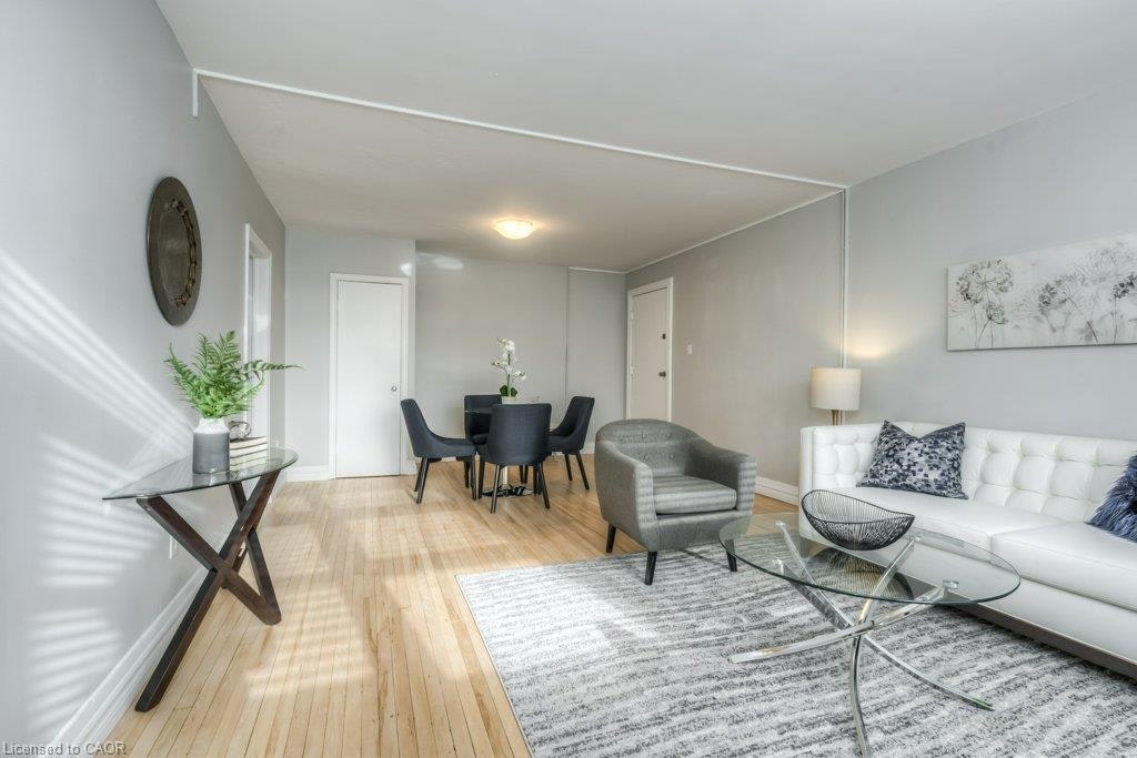 10-141 Chapel Street, Kitchener, ON, N2H 2T6 - 5