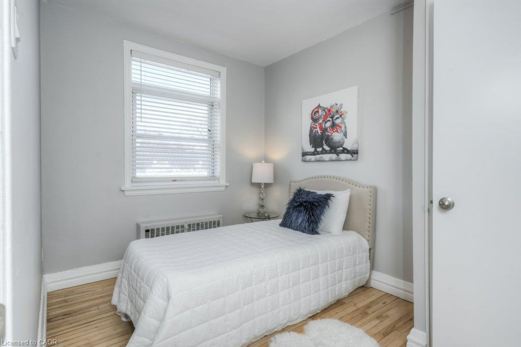 10-141 Chapel Street, Kitchener, ON, N2H 2T6 - 7