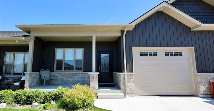 9 Silver Creek Road, Huron East, ON, N0K 1W0
