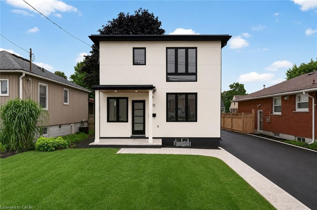 325 Queensdale Avenue E, Hamilton, ON, L9A 1L5
