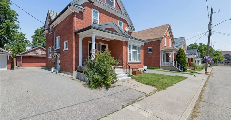 A-36 Princess Street E, Waterloo, ON, N2J 2H7 - 2