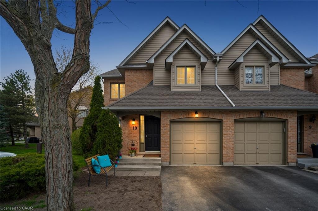 10-320 Hamilton Drive, Hamilton, ON, L9G 4W6