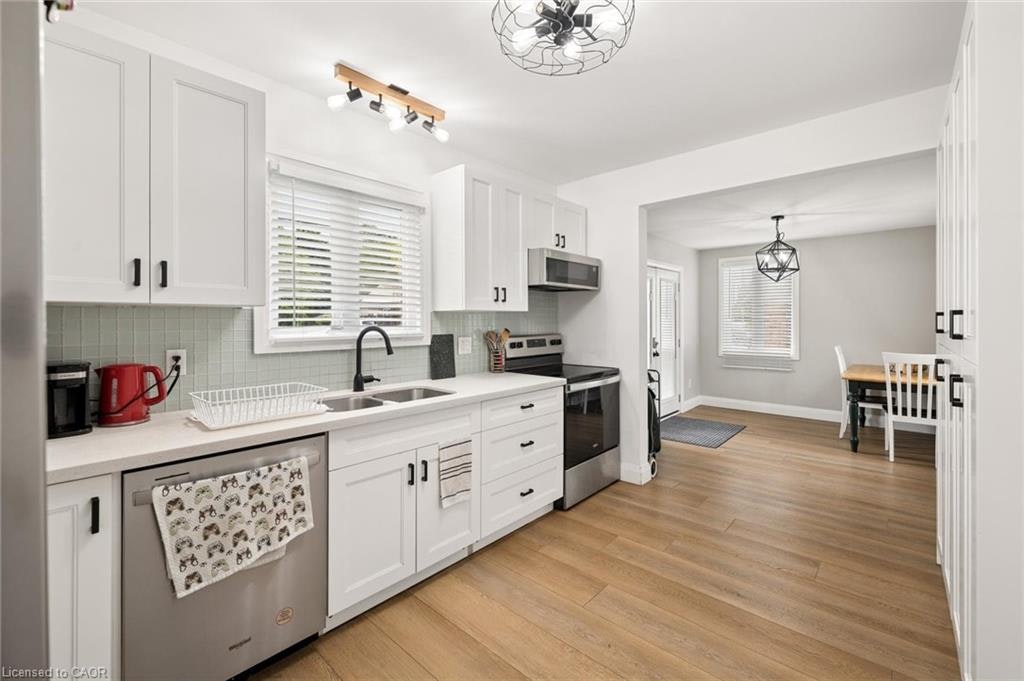 Upper-1030 Queens Boulevard, Kitchener, ON, N2M 1B7 - 12
