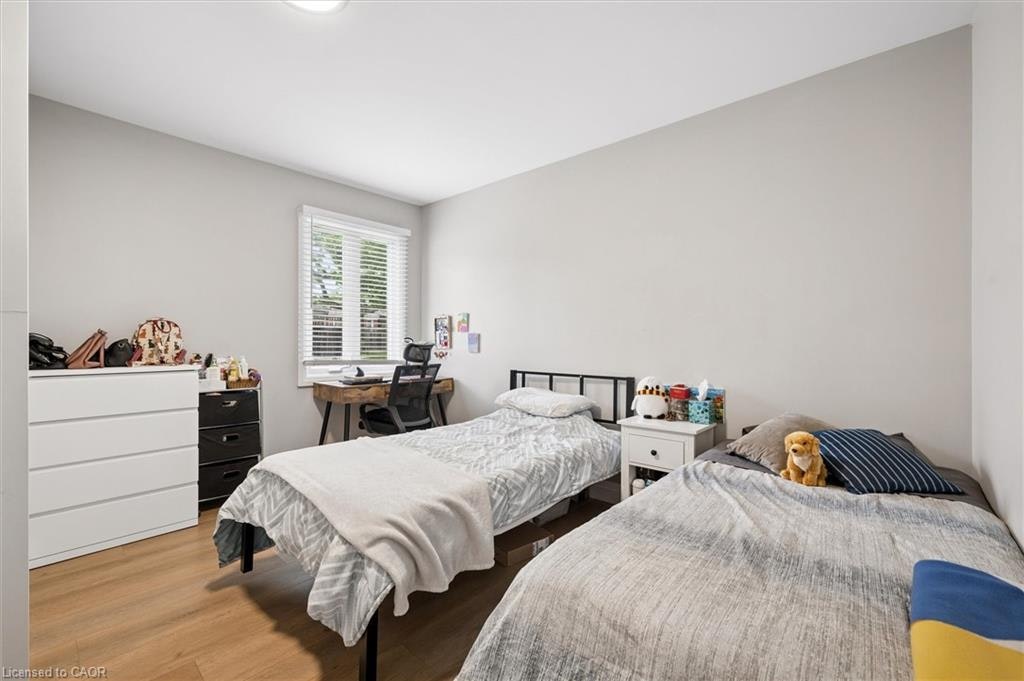 Upper-1030 Queens Boulevard, Kitchener, ON, N2M 1B7 - 20