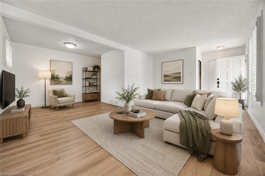 Upper-514 Fallingbrook Drive, Waterloo, ON, N2L 4N3