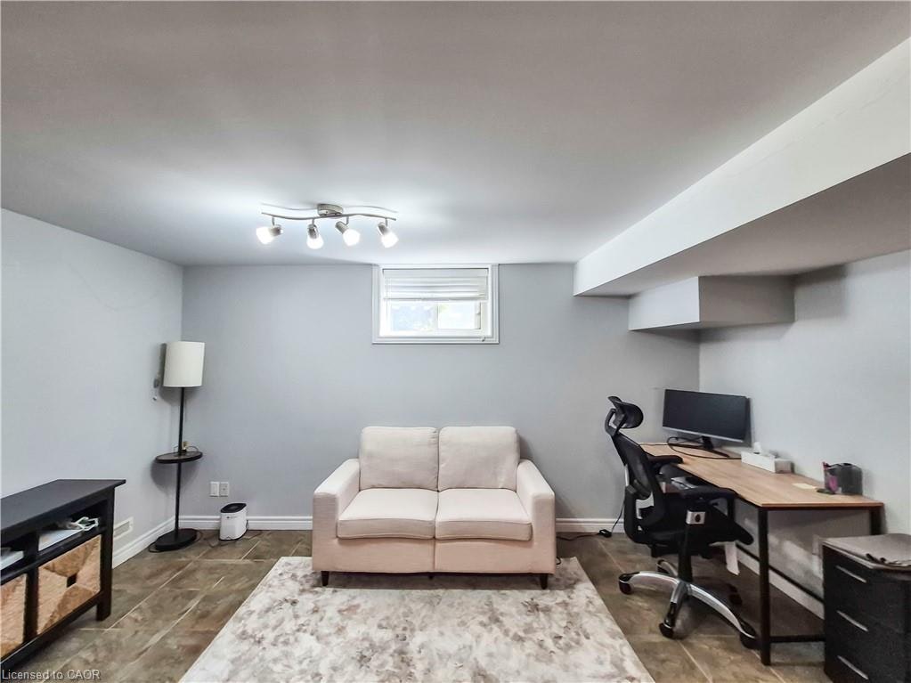 B-326 Victoria Street S, Kitchener, ON, N2M 3A3 - 4