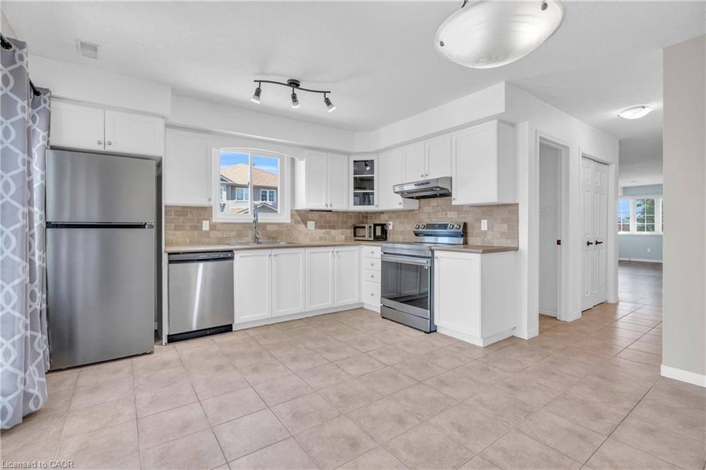 19B-50 Howe Drive, Kitchener, ON, N2E 0A2 - 10