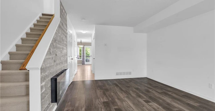 19B-50 Howe Drive, Kitchener, ON, N2E 0A2 - 4