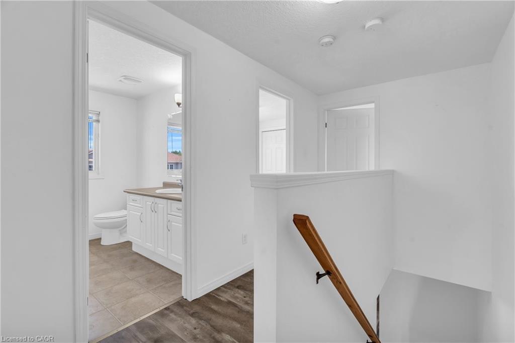 19B-50 Howe Drive, Kitchener, ON, N2E 0A2 - 15