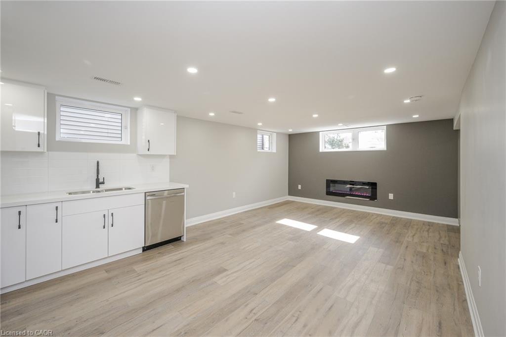 LOWER UNIT-144 East 44th Street, Hamilton, ON, L8T 3H2 - 8