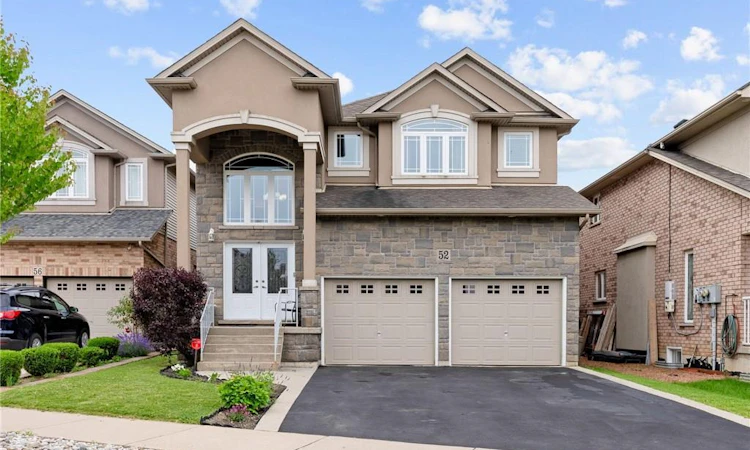52 Arrowhead Drive