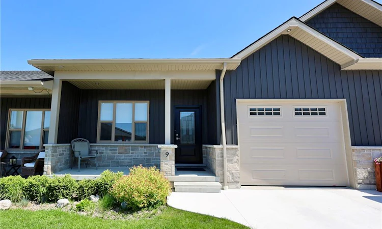 9 Silver Creek Road
