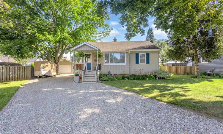 71 Alexander Drive