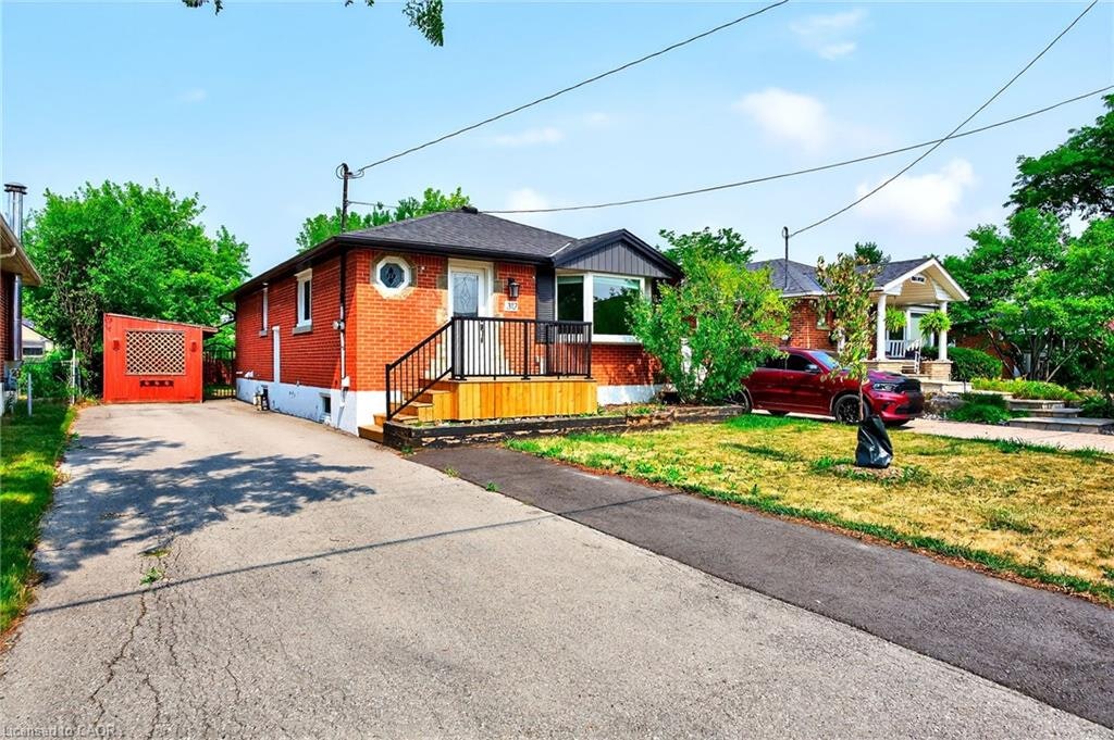 Upper-312 East 45th Street, Hamilton, ON, L8T 3K8 - 2