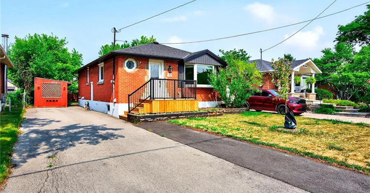 Upper-312 East 45th Street, Hamilton, ON, L8T 3K8 - 2