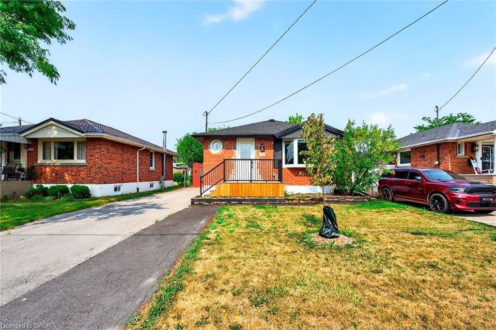 Upper-312 East 45th Street, Hamilton, ON, L8T 3K8