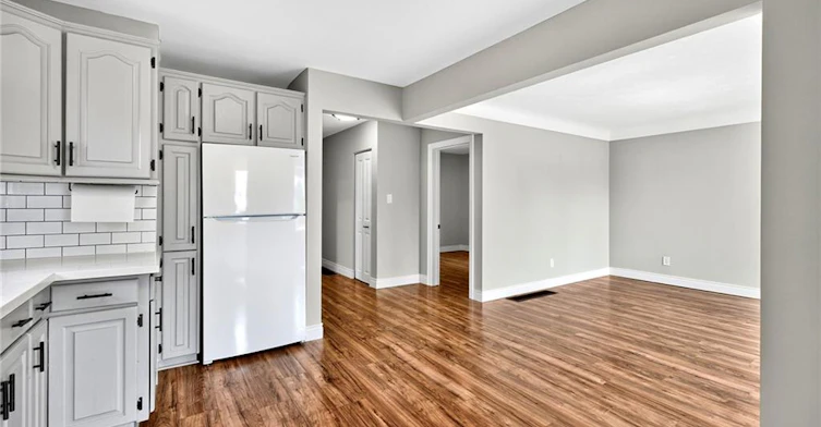 Upper-312 East 45th Street, Hamilton, ON, L8T 3K8 - 10