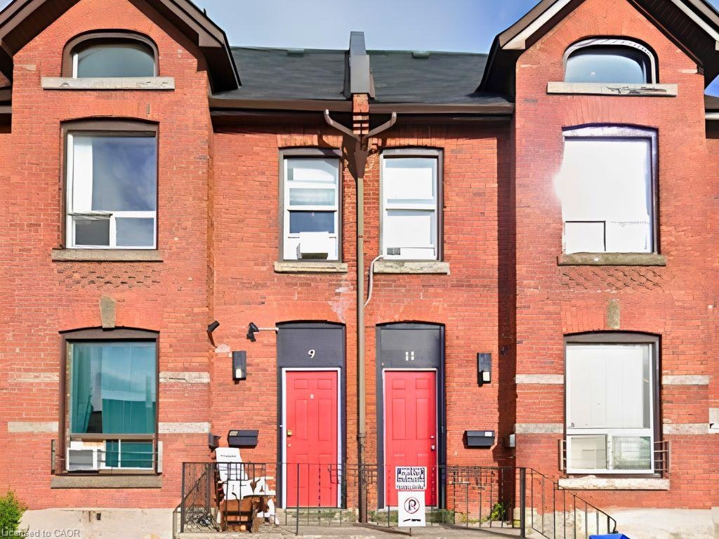 9A Wentworth Street N, Hamilton, ON, L8L 5T8