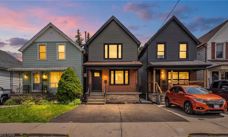 40 Glendale Avenue N
