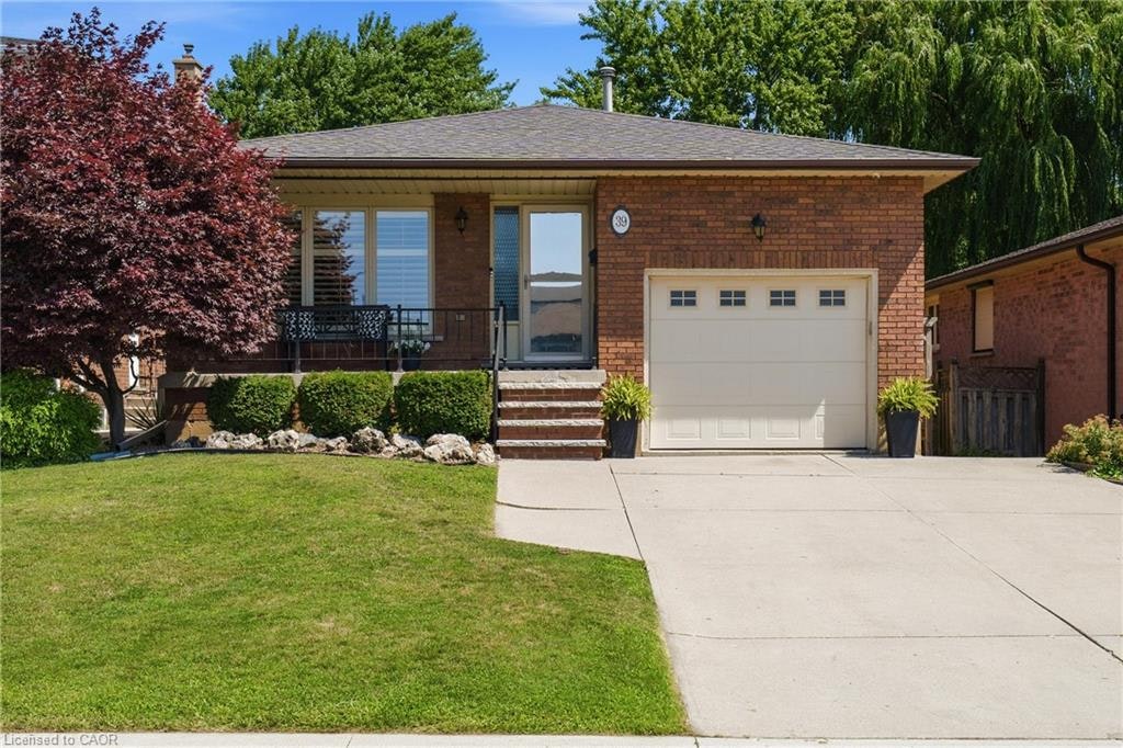 39 Trenholme Crescent, Hamilton, ON, L8W 2L4
