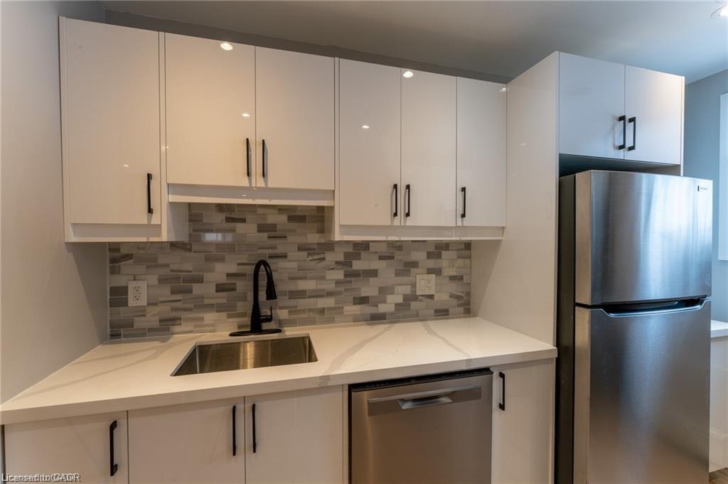 101-410 Hazel Street, Waterloo, ON, N2L 3P8 - 5