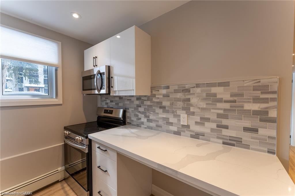 101-410 Hazel Street, Waterloo, ON, N2L 3P8 - 3