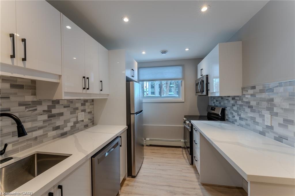101-410 Hazel Street, Waterloo, ON, N2L 3P8 - 2