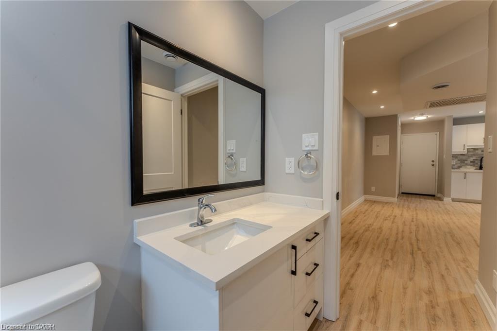 101-410 Hazel Street, Waterloo, ON, N2L 3P8 - 11