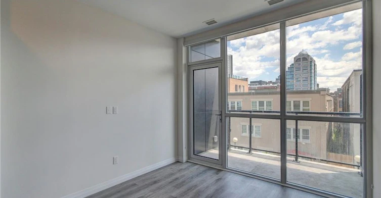 304-60 Charles Street W, Kitchener, ON, N2G 0C9 - 6