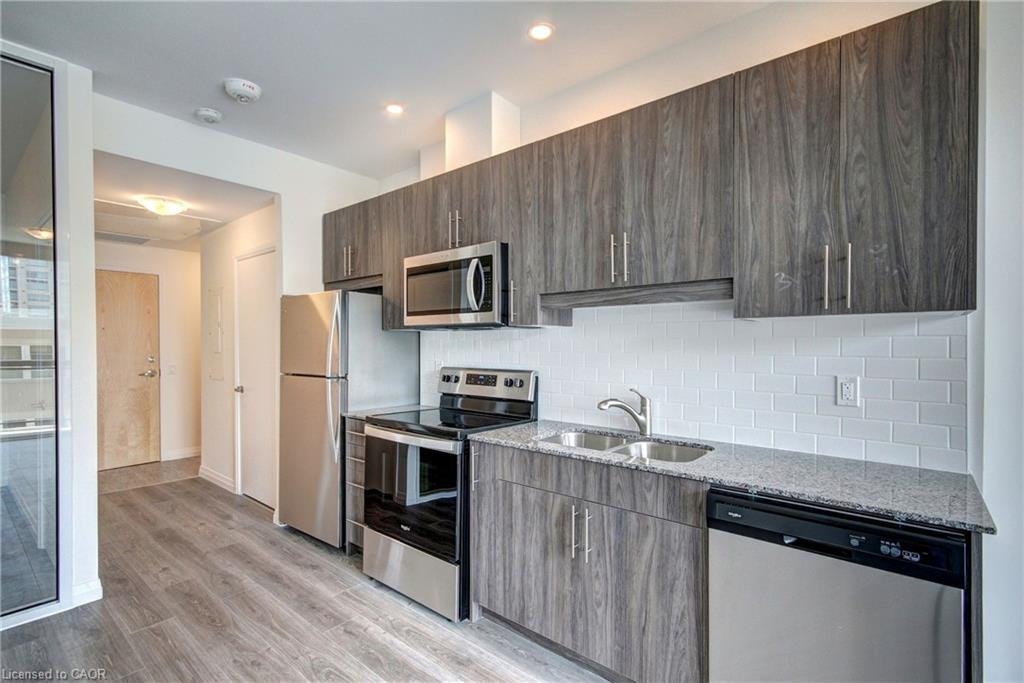 304-60 Charles Street W, Kitchener, ON, N2G 0C9 - 5