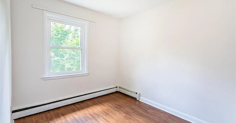 2-718 Ross Street, Burlington, ON, L7S 1S2 - 9